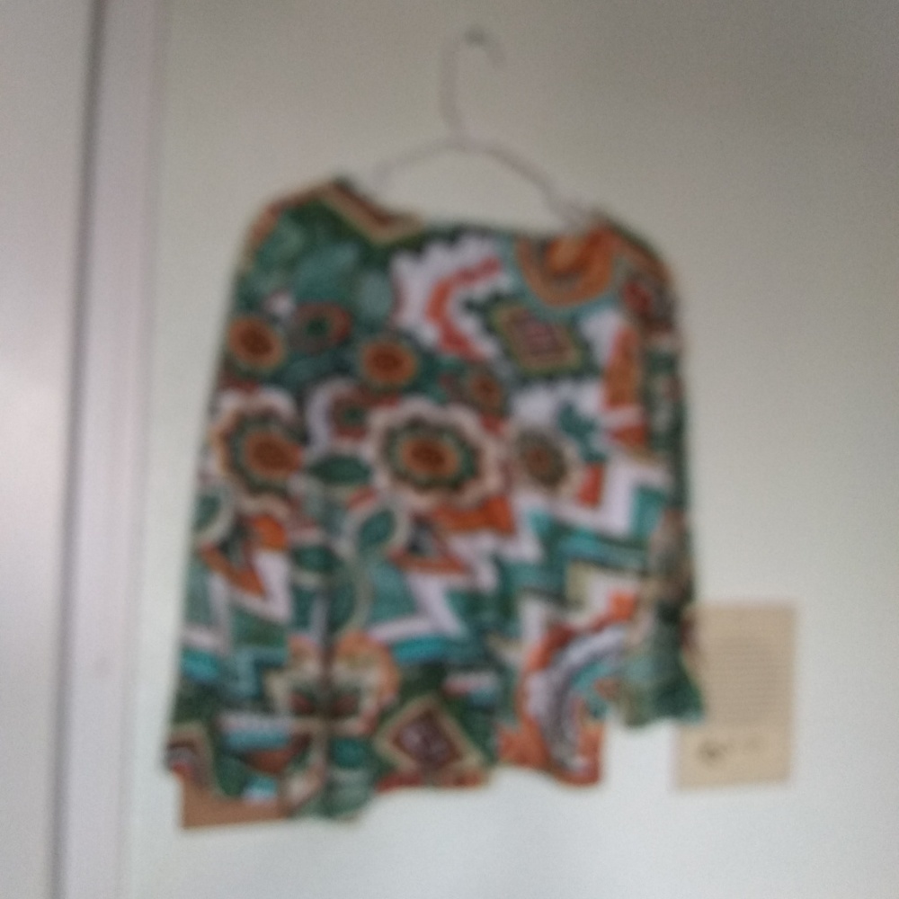 Shirt - Picture 2 of 3